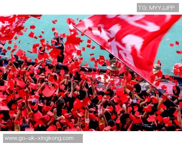 足球展厅：探索足球历史与文化的魅力之旅，感受绿茵场上的激情与荣耀