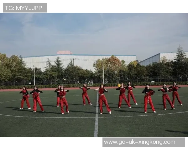 青春舞动足球梦少年们的激情与梦想交织在一起